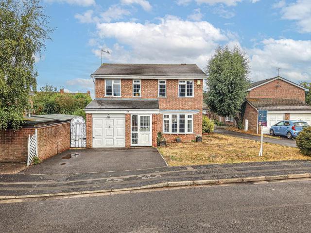 House for sale in Syston, Elmfield