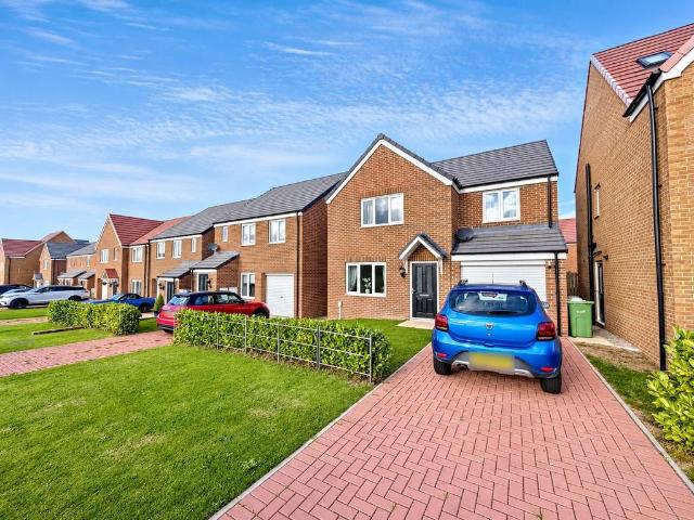 House for sale in Peat Carr Estate, Sunderland