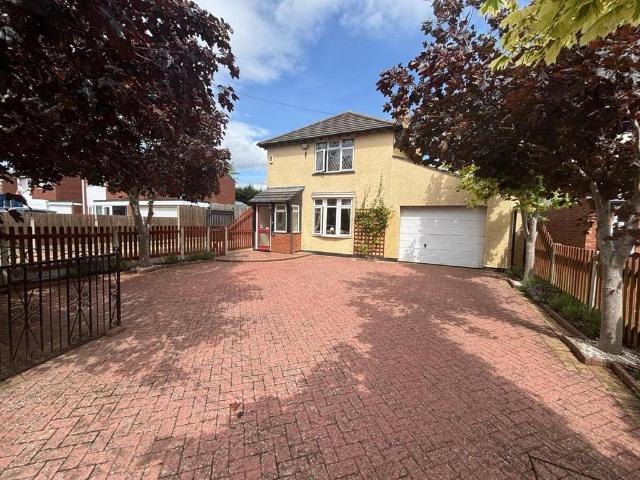 House for sale in Great Billing, Little Billing