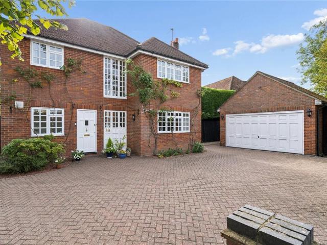 House for sale in Bovingdon Green, Dacorum