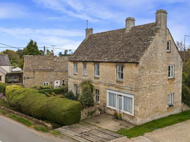 House for sale in Ashton Keynes, Wiltshire