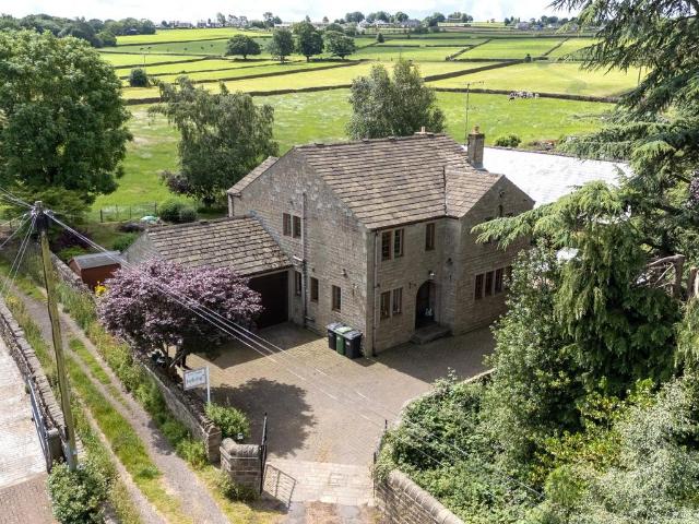 House for sale in Holme Valley, Honley