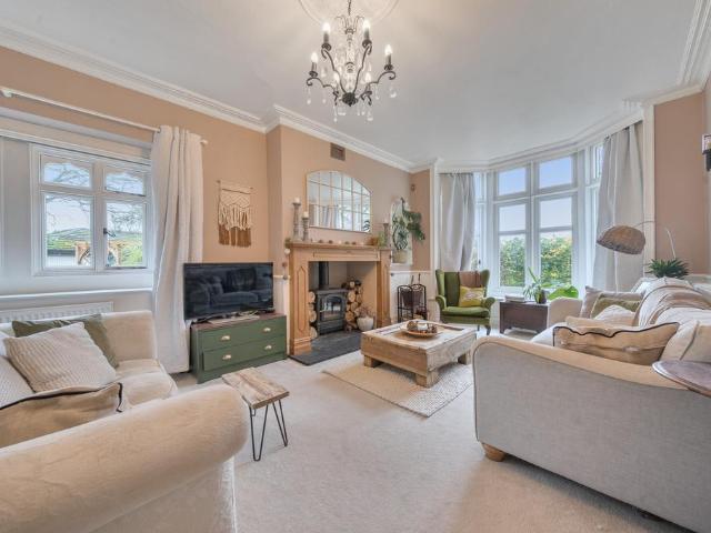 House for sale in Wickwar, South Gloucestershire