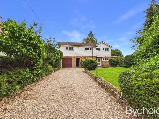 House for sale in Chelmondiston, Suffolk