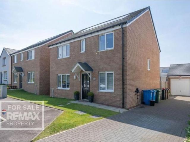 House for sale in West Calder, Scotland
