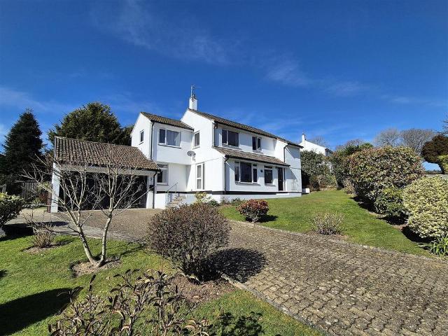 House for sale in Tywardreath Highway, St Blazey