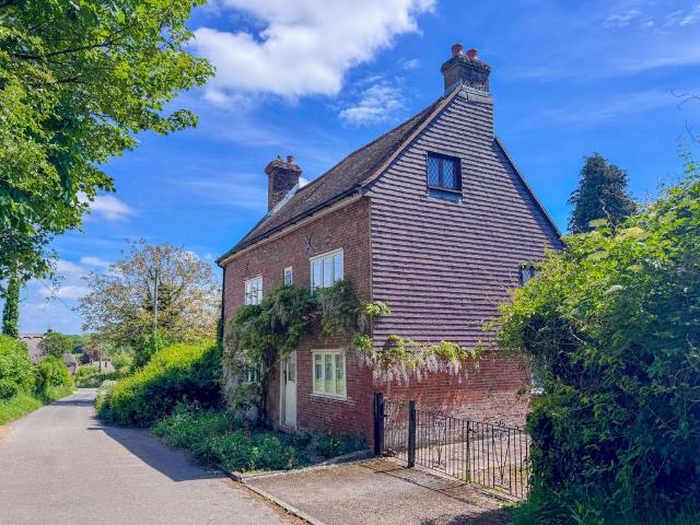 House for sale in Beauworth, Hampshire