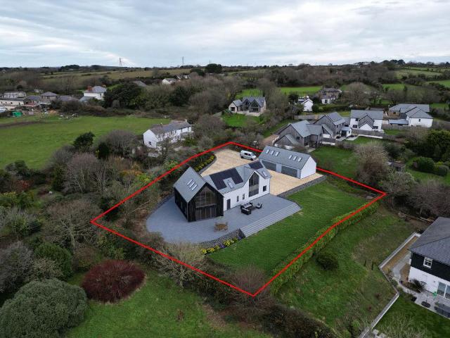 House for sale in Scorrier, Cornwall