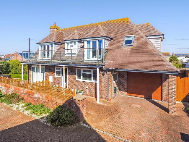 House for sale in Littlecote, West Sussex