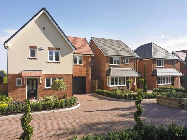 House for sale in Leavesden, Three Rivers