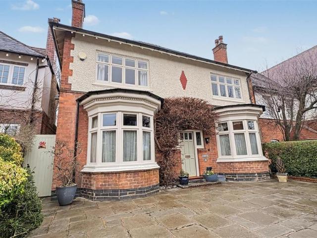 House for sale in Kings Heath, Wake Green