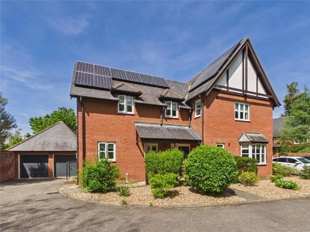 House for sale in Maidenhall, Key Street