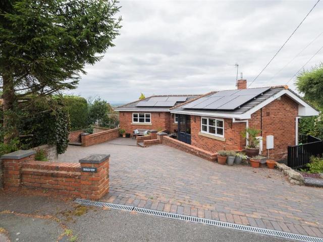 House for sale in Kelsall, Cheshire