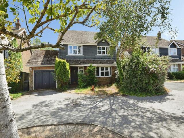 House for sale in Heathlands, East Sussex