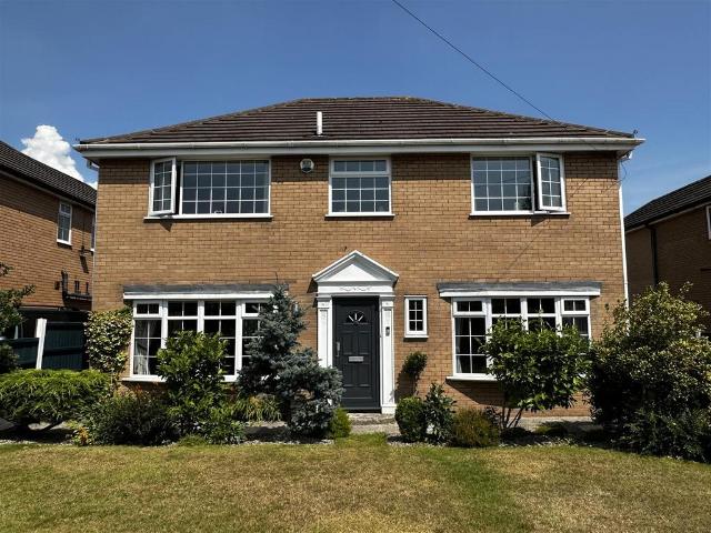 House for sale in Tarleton, Roby Mill
