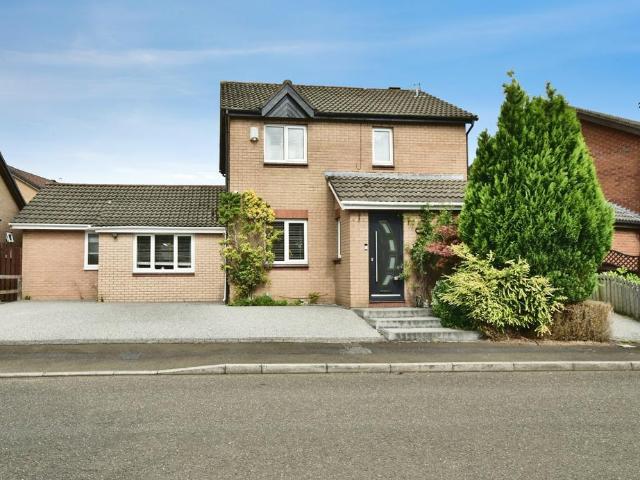 House for sale in Cheadle Hulme, Greater Manchester
