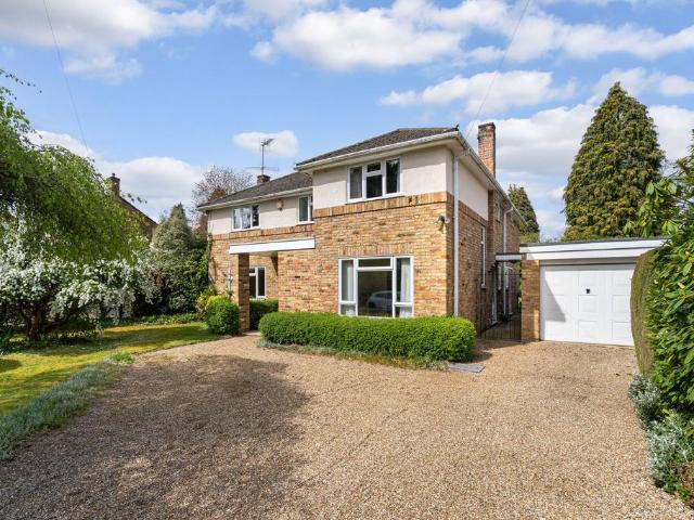 House for sale in Sunningdale, Windsor and Maidenhead