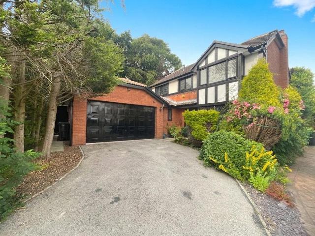 House for sale in Newton-with-Scales, Lancashire