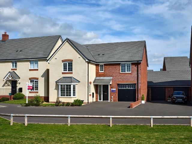 House for sale in Green Close, Warwickshire