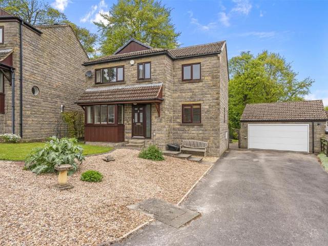 House for sale in High Utley, Keighley