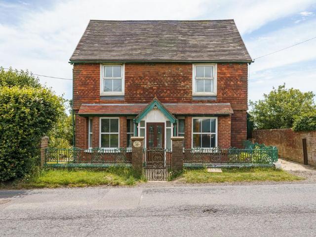 House for sale in Punnett's Town, Cross In Hand