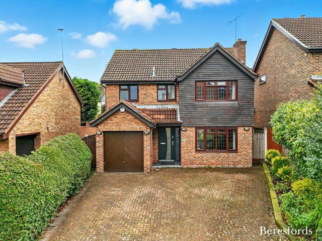 House for sale in Queens Park, Billericay