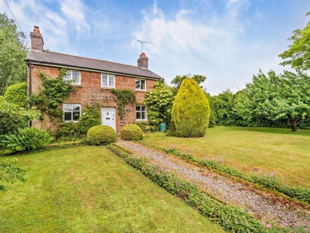 House for sale in Churton, Churton