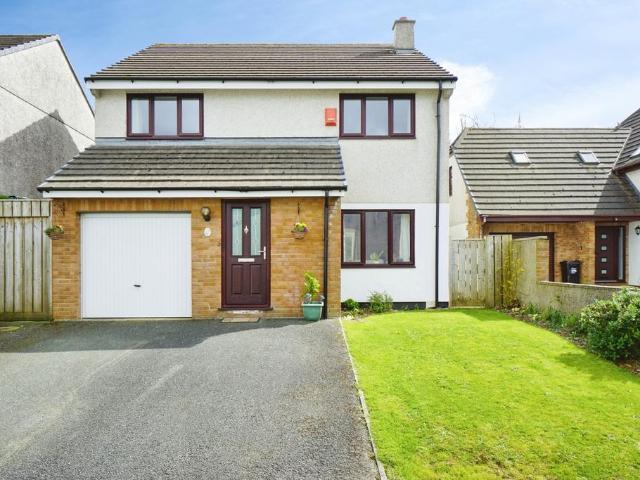 House for sale in Carnon Downs, Cornwall