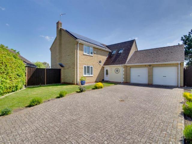 House for sale in Huntingdon, Cambridgeshire
