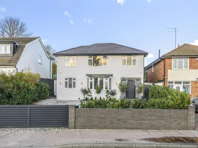 House for sale in Ramsden, Greater London