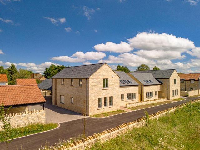 House for sale in Shoot Hill, South Gloucestershire