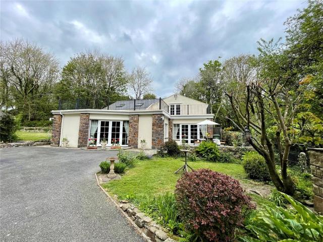House for sale in Llanbedrog, Wales
