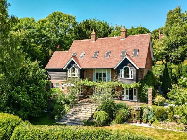 House for sale in Heathlands, East Sussex