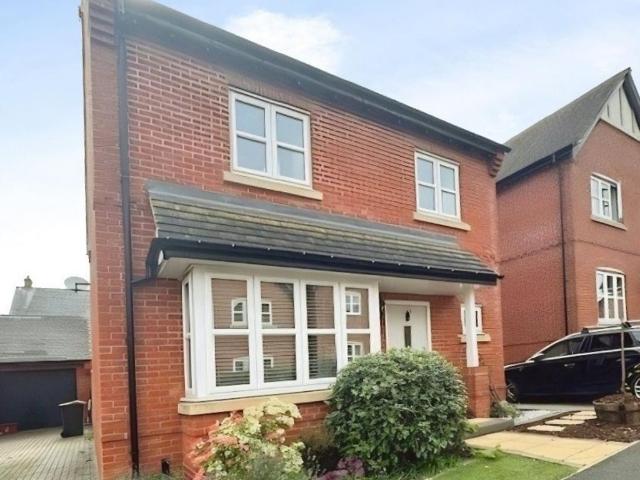 House for sale in Castle Donington, Leicestershire