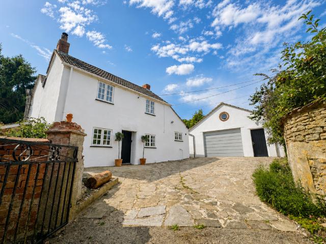 House for sale in Yenston, Henstridge