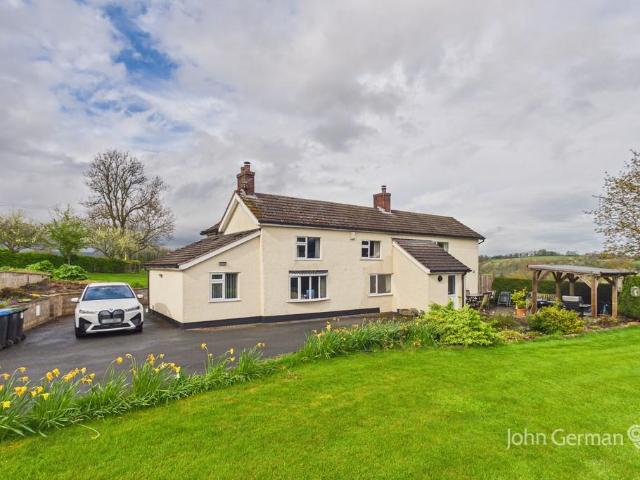 House for sale in Beamhurst, Staffordshire