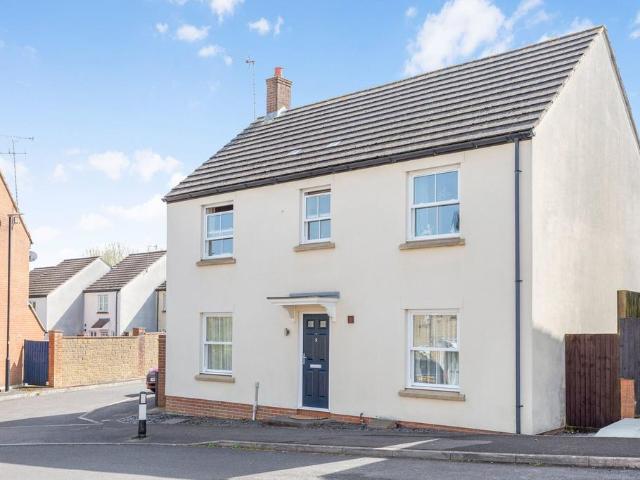 House for sale in Preston Plucknett, Yeovil