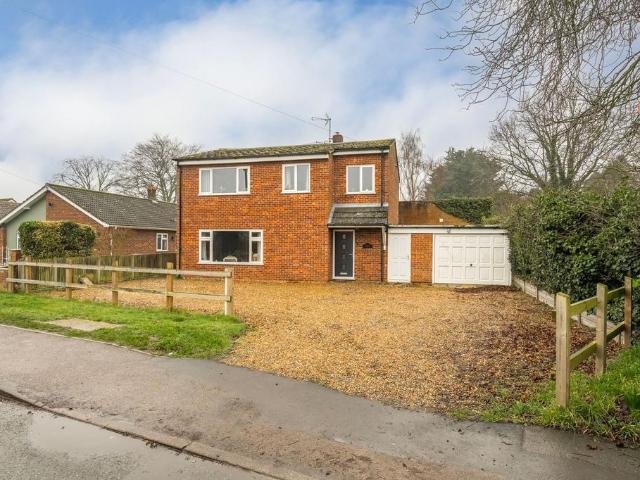House for sale in Reepham, Crostwick