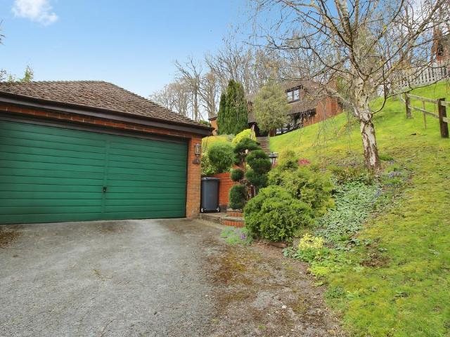 House for sale in Chepping Wycombe, Tylers Green