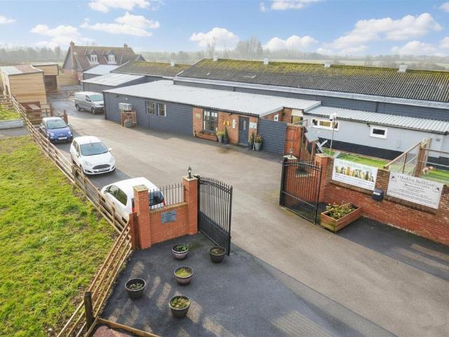 House for sale in Leconfield