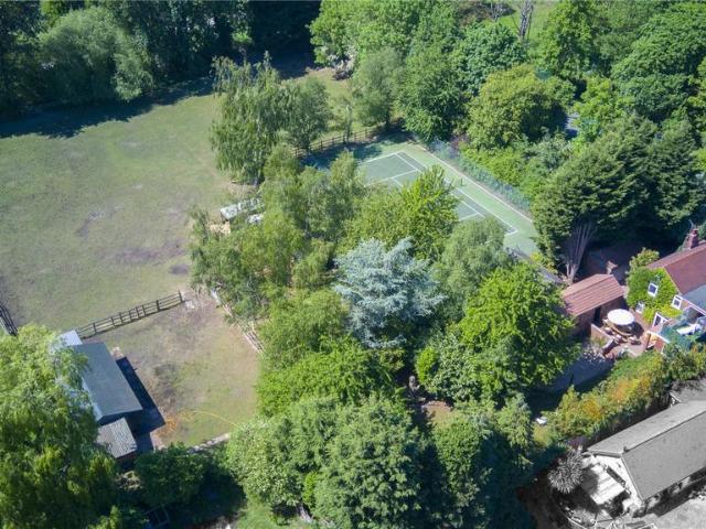 House for sale in Tickhill, South Yorkshire