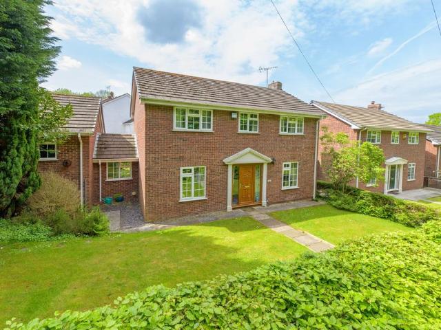 House for sale in Frodsham, Cheshire
