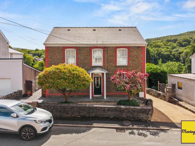 House for sale in Cilybebyll, Alltwen
