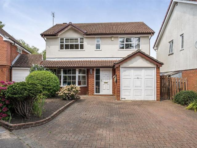 House for sale in Little Sandhurst