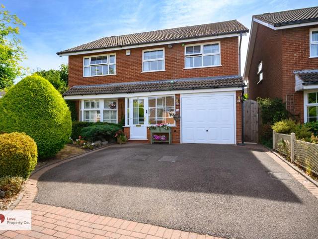 House for sale in Knowle, West Midlands