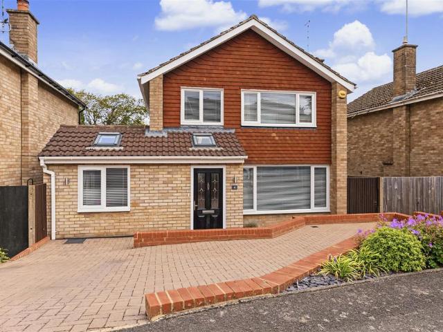 House for sale in Wood End, Five Acres