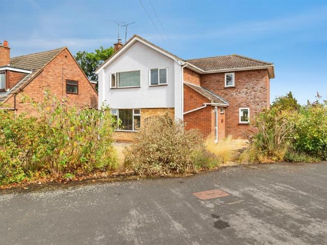 House for sale in Baswich, Staffordshire