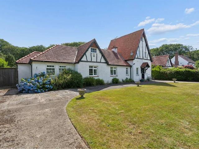 House for sale in Radfall, The Bridge