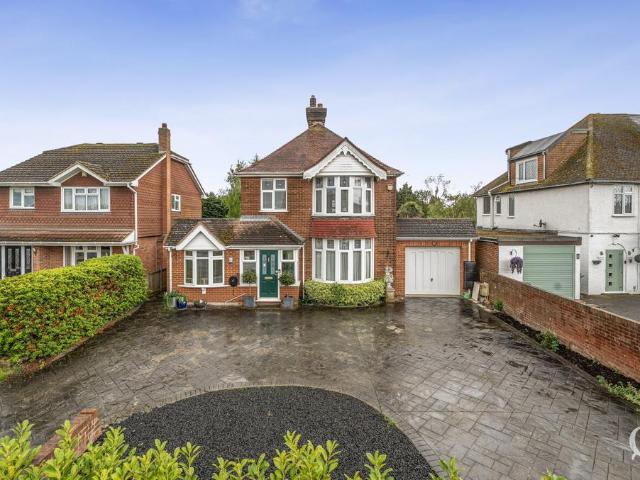 House for sale in Snipeshill, Oad Street