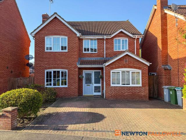 House for sale in Coddington, Alverton